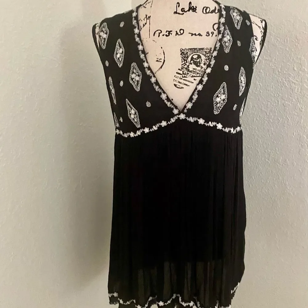 Free People Boho Embroidered Tunic Top